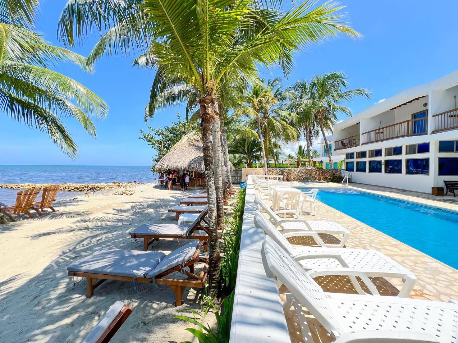Hotel Costa Linda Tolu Exterior photo