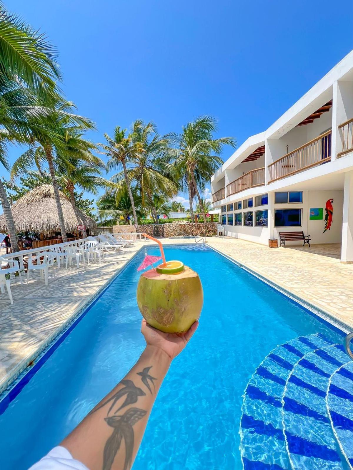 Hotel Costa Linda Tolu Exterior photo